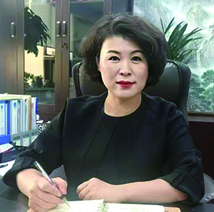 龐艷